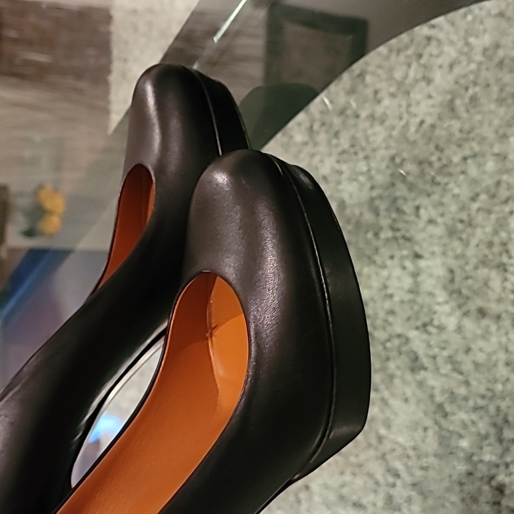 Gucci leather round toe heels 37 1/2 - Picture 7 of 10